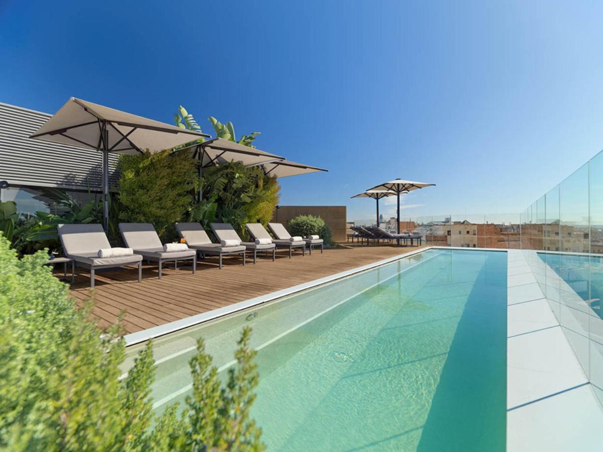 Hotel The One Barcelona Gl Esterno foto Rooftop pool