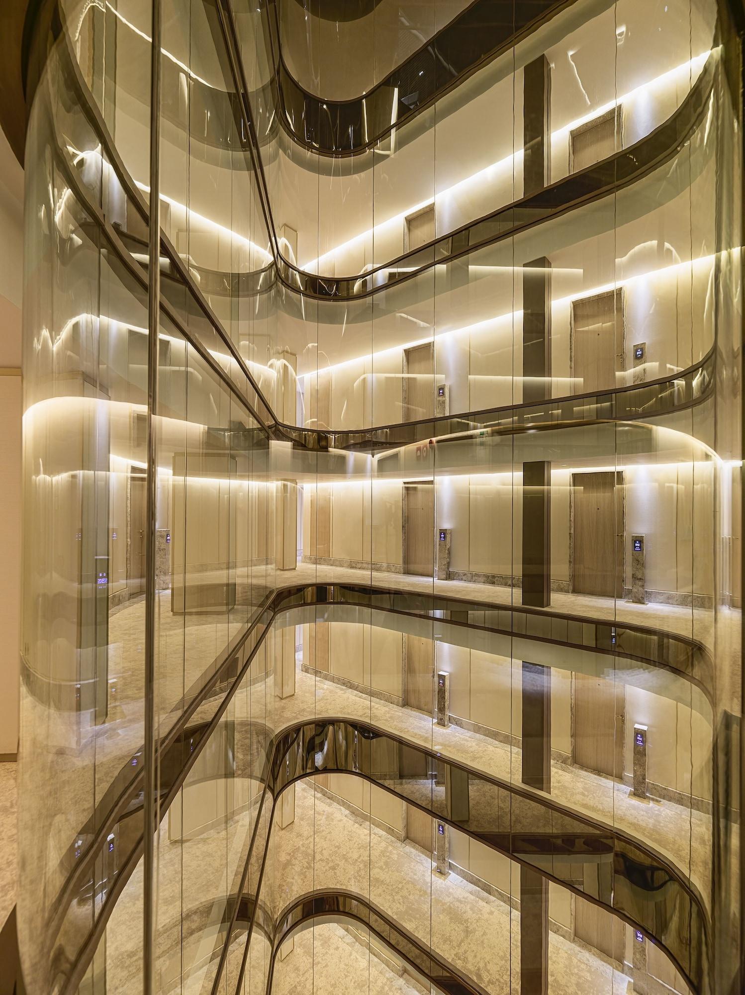 Hotel The One Barcelona Gl Esterno foto The elevators