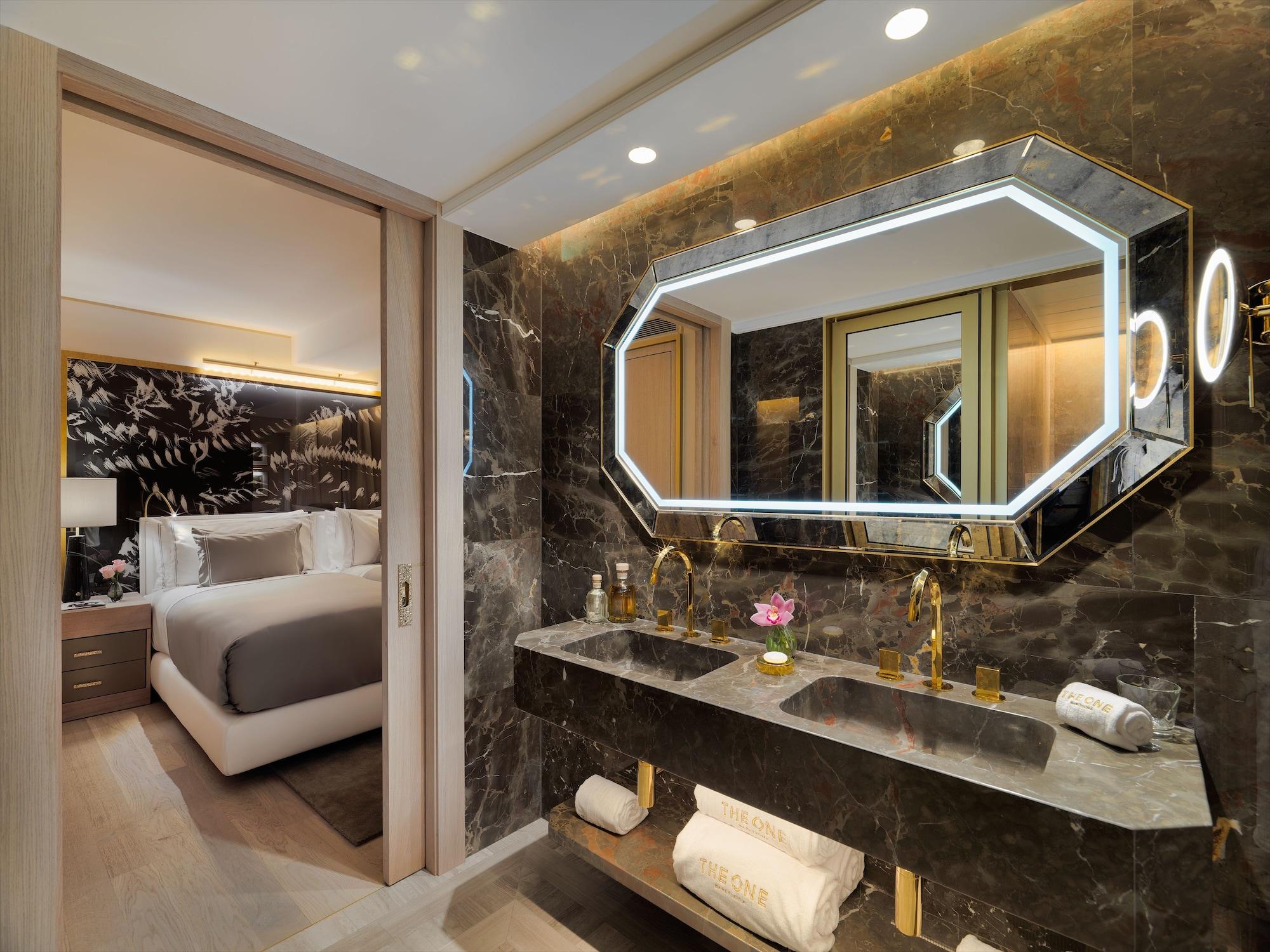 Hotel The One Barcelona Gl Esterno foto Bathroom