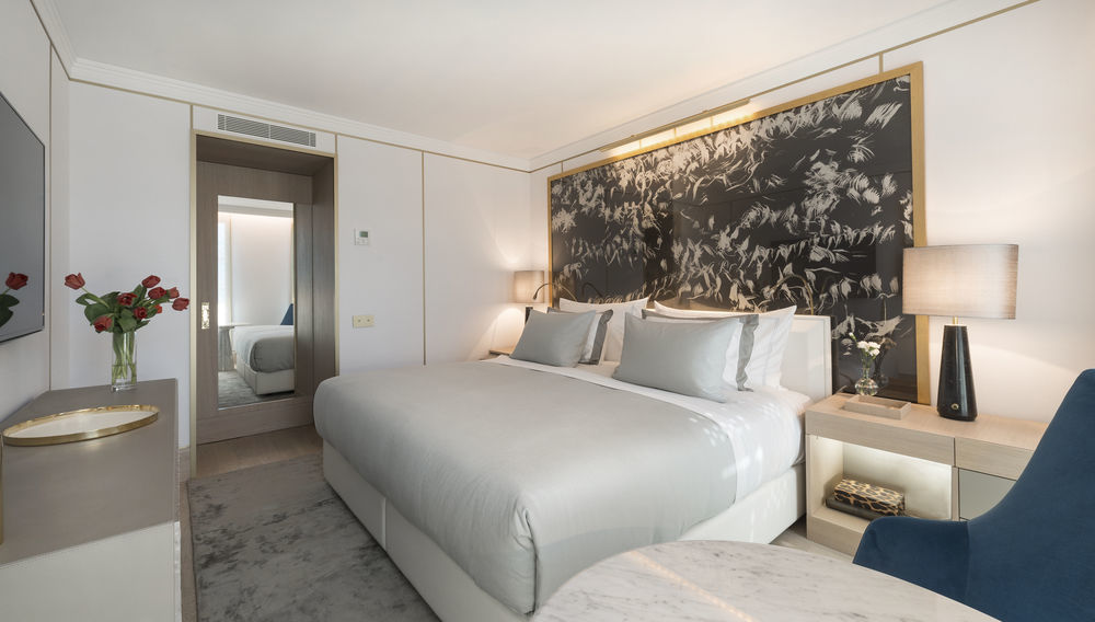 Hotel The One Barcelona Gl Esterno foto A bedroom at the hotel