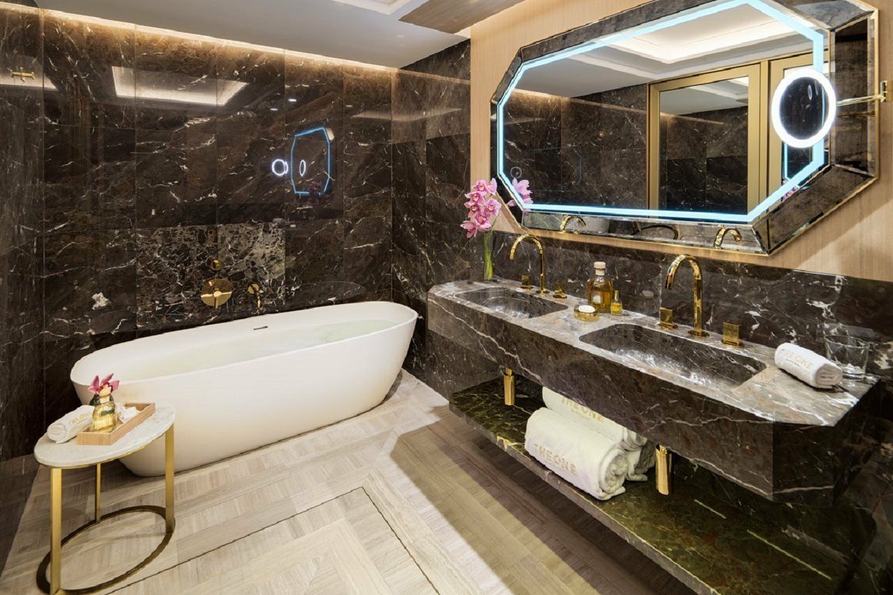 Hotel The One Barcelona Gl Esterno foto Bathroom